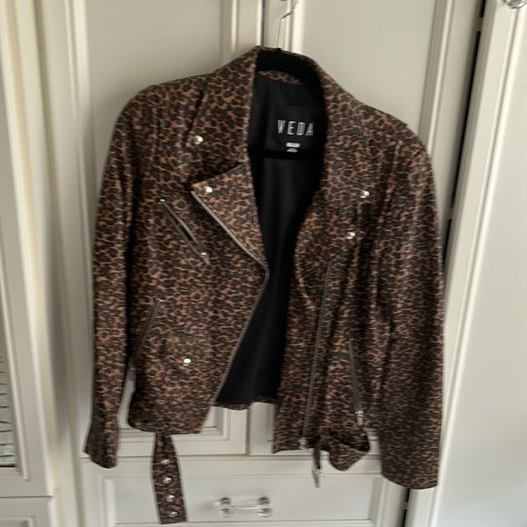 Size L Veda leather leopard print moto jacket - Picture 2 of 6